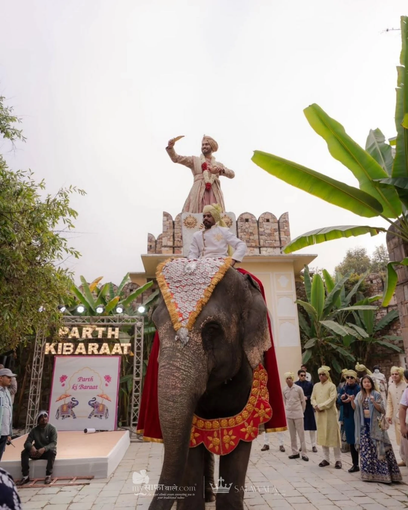 Pastel groom safa photographed in natural daylight for baraat safa tying in Lonavala
